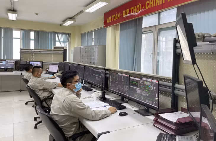Hệ thống điều hành của Công ty CP Xi măng Cẩm Phả có kết nối với trạm quan trắc môi trường.