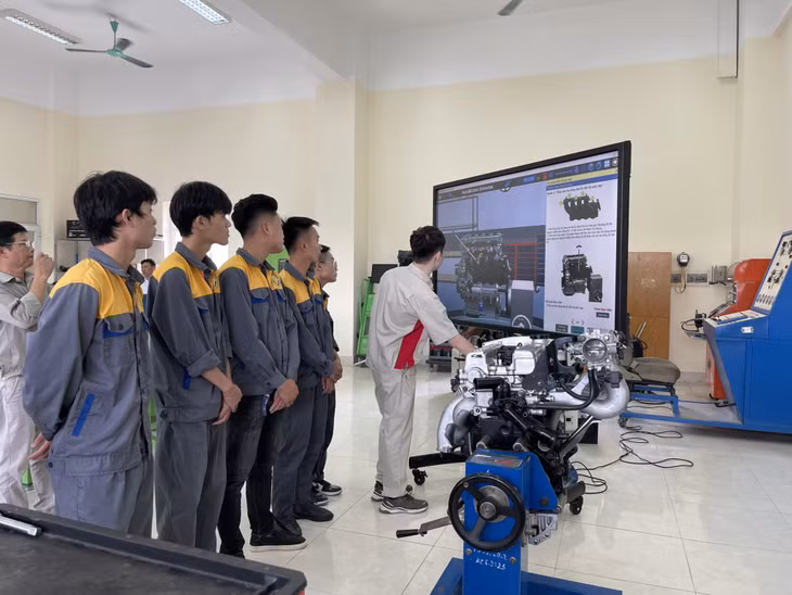 Mô hình của Trường Cao đẳng Việt Hàn Quảng Ninh tham gia sự kiện “Kết nối cung – cầu công nghệ, đổi mới sáng tạo Việt Nam năm 2023".