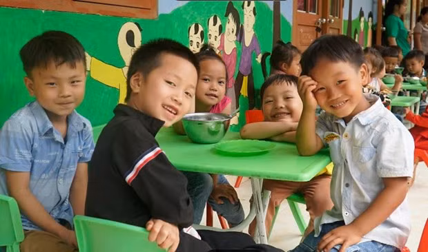 Bo GD-DT tiep tuc de nghi lui lo trinh tang hoc phi tu mam non den DH hinh anh 1