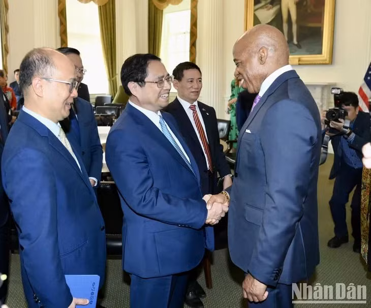 Thủ tướng Chính phủ Phạm Minh Chính và Thị trưởng thành phố New York Eric Adams.