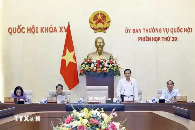 Phó Chủ tịch Quốc hội Nguyễn Khắc Định phát biểu. (Ảnh: Doãn Tấn/TTXVN)