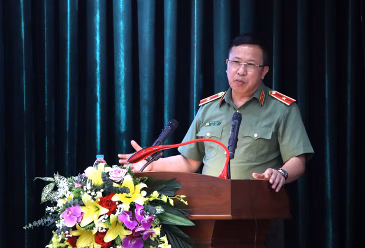 Thiếu tướng Nguyễn Công Bảy, Phó Cục trưởng Cục Công tác Đảng và công tác chính trị, Bộ Công an, phát biểu tại Lễ bế mạc.
