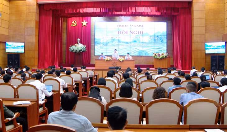 Quang cảnh hội nghị.