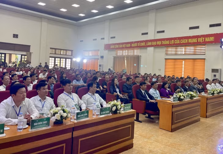 Quang cảnh hội nghị.