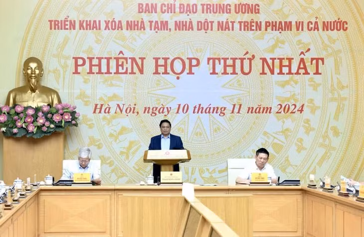 Thủ tướng Phạm Minh Chính chủ trì Phiên họp thứ nhất Ban Chỉ đạo Trung ương triển khai xoá nhà tạm, nhà dột nát trên phạm vi cả nước (Ảnh: Trần Hải).