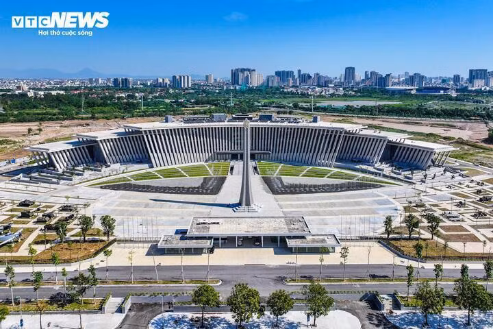 Bảo tàng Lịch sử Quân sự Việt Nam có địa chỉ mới tại Km 6+500 Đại Lộ Thăng Long, phường Tây Mỗ, Đại Mỗ, quận Nam Từ Liêm, Hà Nội. (Ảnh: Nguyễn Huy)