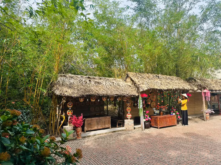 Chợ quê tại khu du lịch Quảng Ninh Gate sẽ được bổ sung các dịch vụ để xây dựng thành chợ đêm.