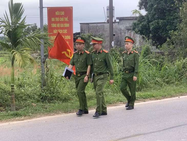 Công an xã Quảng Sơn thường xuyên tổ chức tuần tra, kiểm soát, nắm vững địa bàn đảm bảo ANTT, ATGT.