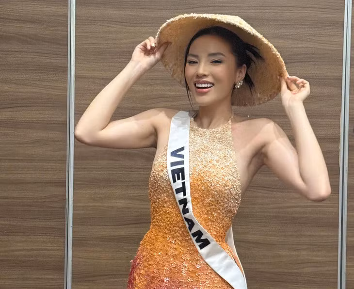 Kỳ Duyên luôn giữ năng lượng tràn đầy sức sống tại Miss Universe - Ảnh: FBNV