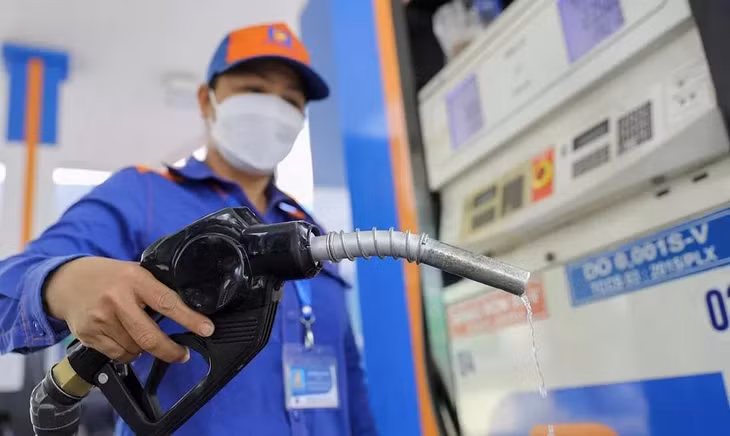 Giá xăng dầu dự báo tăng trong ngày mai 28/11/2024. Ảnh: TH