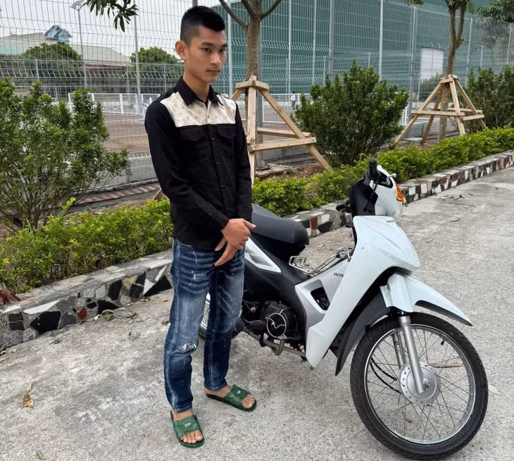 Bắt nam thanh niên ở Thái Bình cướp giật túi xách trên đường ảnh 1