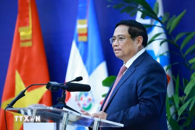 Thủ tướng Phạm Minh Chính phát biểu chính sách tại Học viện Ngoại giao, Bộ Ngoại giao Cộng hòa Dominicana. (Ảnh: Dương Giang/TTXVN)