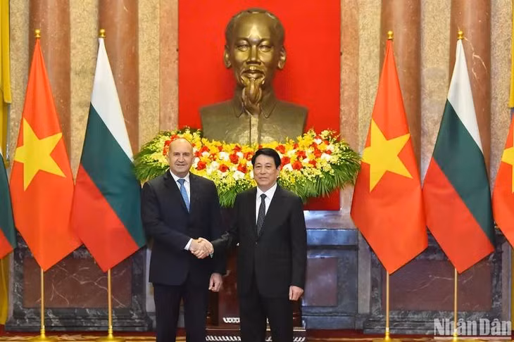 Chủ tịch nước Lương Cường và Tổng thống Rumen Radev.