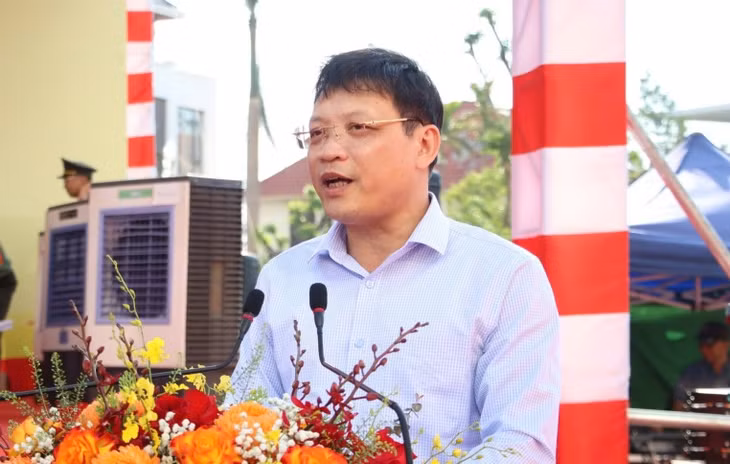 Phó Chủ tịch UBND tỉnh Nghiêm Xuân Cường phát biểu khai mạc diễn tập.