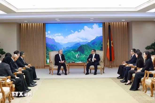 Thủ tướng Phạm Minh Chính tiếp Phó Thủ tướng Malaysia Fadillah Yusof hồi tháng 7/2024. (Ảnh: Dương Giang/TTXVN)