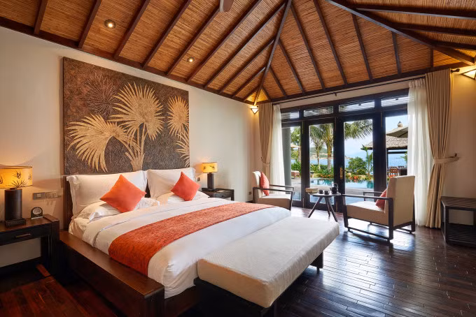 Mỗi phòng nghỉ đều có không gian mở, gần gũi thiên nhiên nhưng vẫn đảm bảo sự riêng tư. Ảnh: Amiana Resort