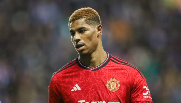 Rashford sẽ không rời Man Utd.