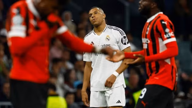 Real Madrid phơi áo trước Milan.
