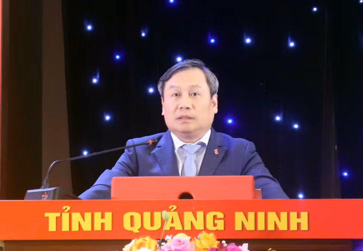 Đồng chí Vũ Đại Thắng, Ủy viên BCH Trung ương Đảng, Bí thư Tỉnh ủy phát biểu tại Đại hội.