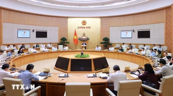 Thủ tướng chủ trì phiên họp Chính phủ thường kỳ tháng 10/2024. (Ảnh: TTXVN)