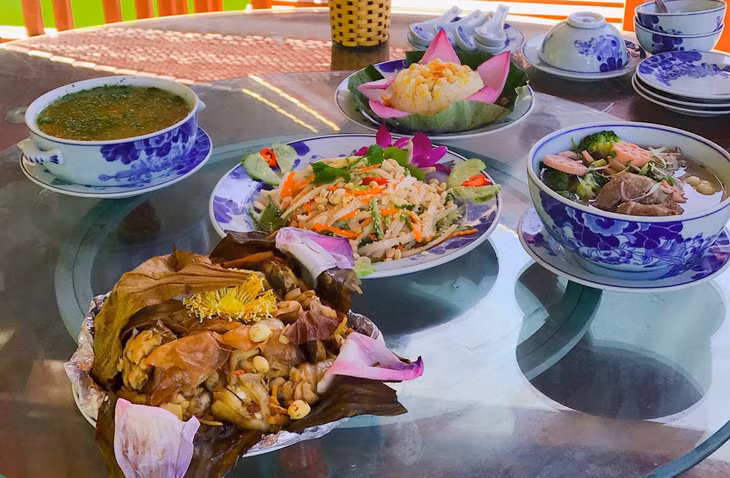 Các homestay ngắm mùa sen ở Ninh Bình ảnh 10
