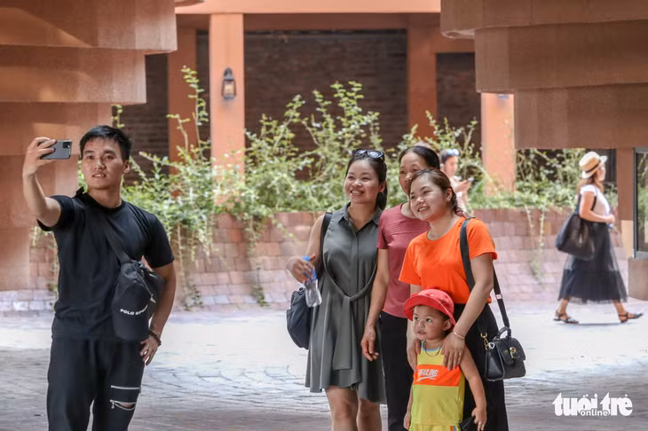 Check-in thả ga tại Bảo tàng gốm Bát Tràng - Ảnh 5.
