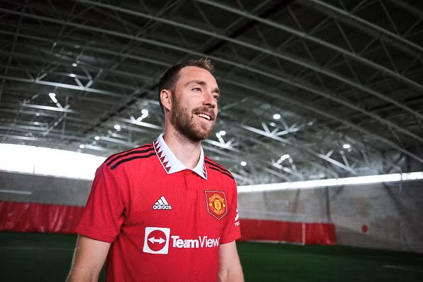 Eriksen và Lisandro Martinez có cơ hội làm quen với lối chơi của CLB mới.