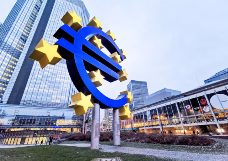 Đồng euro đang gặp khó khăn. Ảnh: The Conversation