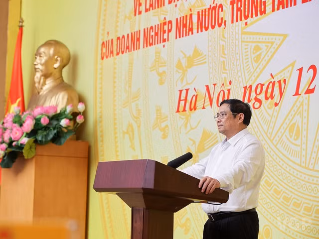 Thủ tướng nêu rõ, thời gian qua, Đảng ủy Khối đạt được những kết quả rất đáng trân trọng trong công tác xây dựng Đảng - Ảnh: VGP/Nhật Bắc