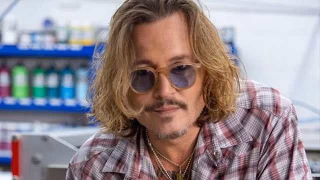 Johnny Depp bán các tác phẩm nghệ thuật được 3 triệu bảng chỉ trong vài giờ - Ảnh 4.