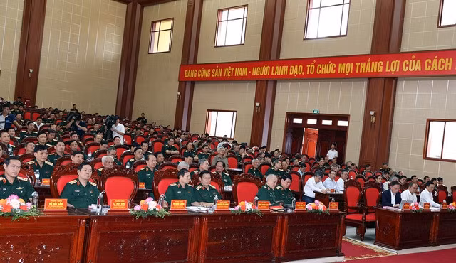 Hội thảo đã đánh giá toàn diện tình hình và kết quả thực hiện Nghị quyết Trung ương 8 khóa XI trong 10 năm - Ảnh: VGP/Hải Minh