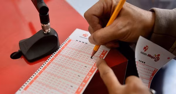 Cá nhân trúng giải sẽ phải nộp 10% thuế thu nhập cá nhân cho ngân sách địa phương.