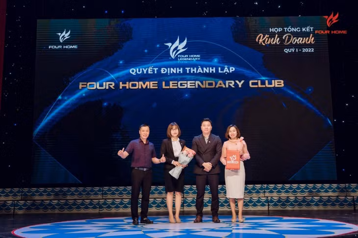 Lã Thị Thu Hiền là một trong những thành viên đầu tiên tại Four Home Legendary – câu lạc bộ dành riêng cho những chuyên viên tư vấn xuất sắc, có doanh số ấn tượng.