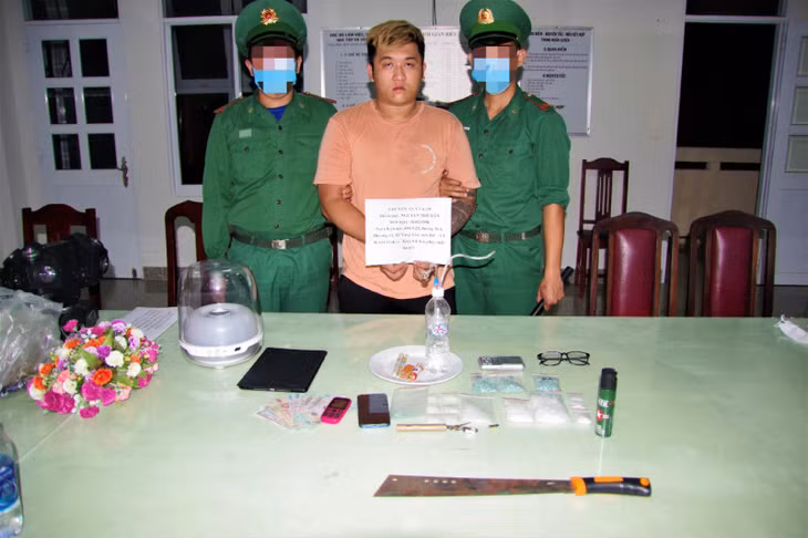Đối tượng Nguyễn Thế Dân bị bắt giữ.