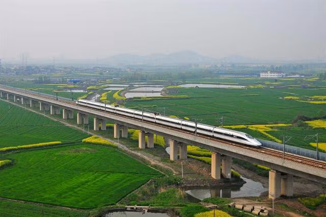 8 cây cầu phá kỷ lục thế giới: Việt Nam có một, khung cảnh tựa chốn bồng lai, thách thức những người ưa mạo hiểm - Ảnh 8.