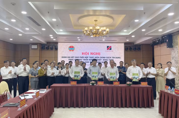 HND ký kết hợp tác với các chi nhánh của Ngân hàng NN&amp;PTNT về các chương trình tín dụng ưu đãi cho hội viên, nông dân.