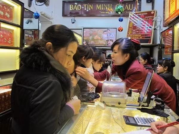 Nhu cau tieu dung vang cua Viet Nam tang 11% so voi cung ky hinh anh 1