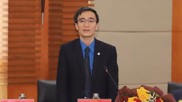 Canh cao Uy vien Thanh uy, Bi thu Dang uy Khu kinh te Hai Phong hinh anh 1