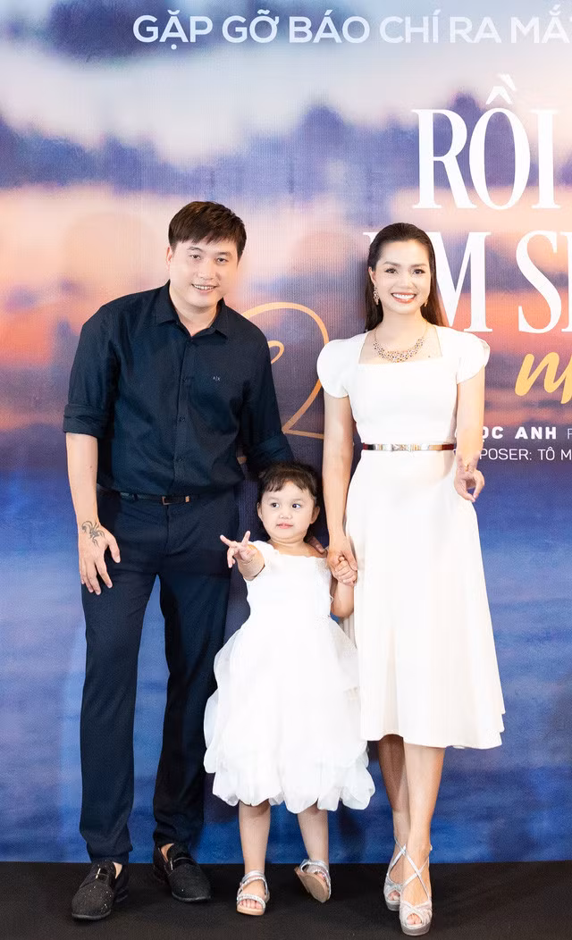 Sao Mai Nguyễn Ngọc Anh ra mắt MV mới, công bố làm liveshow tại Quảng Ninh - Ảnh 4.