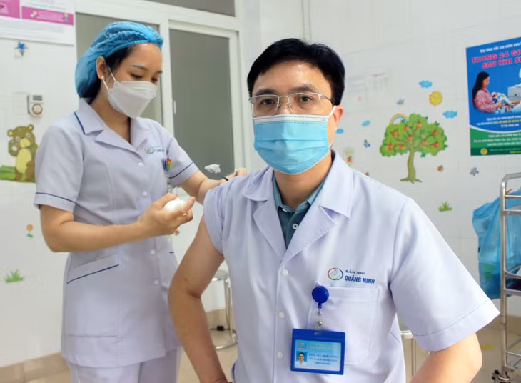 Vắc-xin vẫn là giải pháp hiệu quả chống lại các biến thể mới của Omicron ảnh 1 Vắc-xin vẫn là giải pháp hiệu quả chống lại các biến thể mới của Omicron ảnh 1
