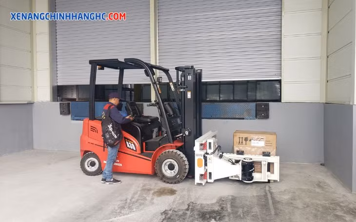 Khách hàng có thể thuê xe nâng HangCha với mức giá cạnh tranh nhất tại xe nâng HC.