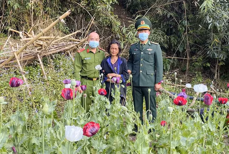 Đối tượng Hờ Thị La khi bị phát hiện. Ảnh: Anh Dũng