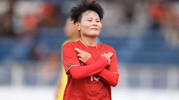 Bích Thuỳ toả sáng suốt nhiều năm.