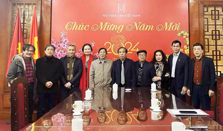 Ban chấp hành Hội Nhà văn Việt Nam họp đầu năm - Ảnh: Hội Nhà văn Việt Nam