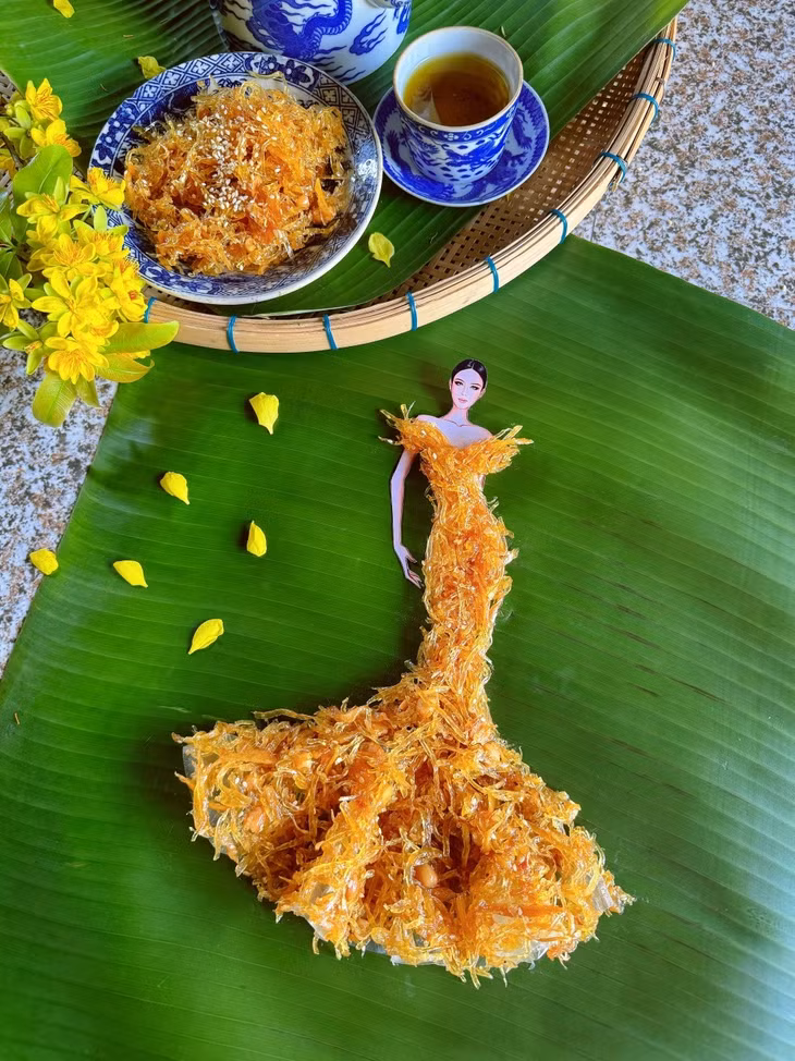 Bộ sưu tập váy dạ hội làm từ mứt Tết ảnh 2