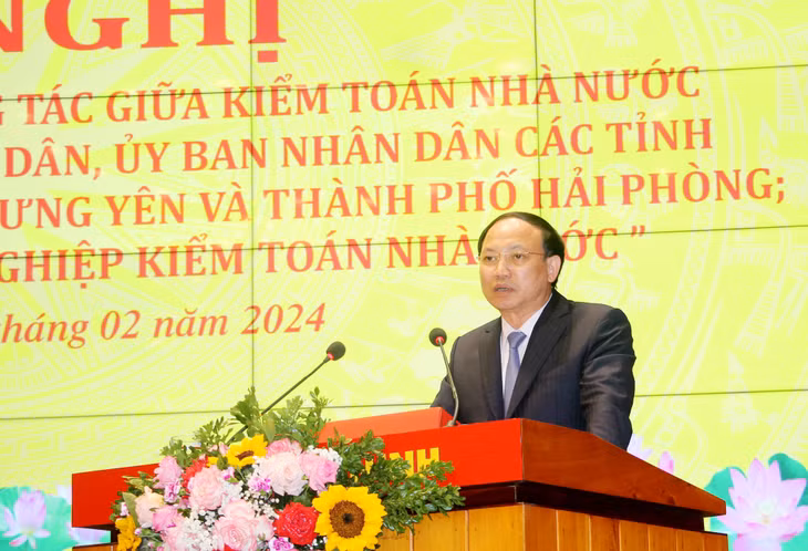 Đồng chí Nguyễn Xuân Ký, Bí thư Tỉnh ủy, Chủ tịch HĐND tỉnh Quảng Ninh, phát biểu tại hội nghị.