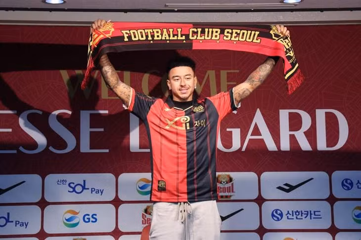 Lingard có bến đỗ mới.