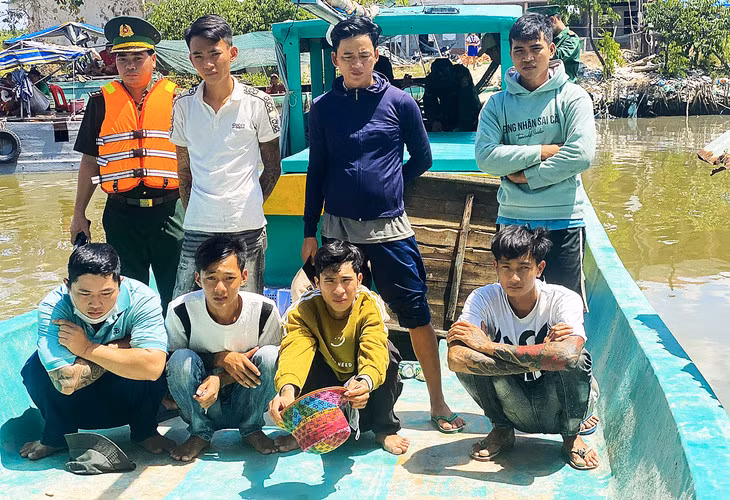 Các đối tượng sử dụng vỏ lãi công suất lớn để tấn công tàu cá và chạy trốn - Ảnh: CTV