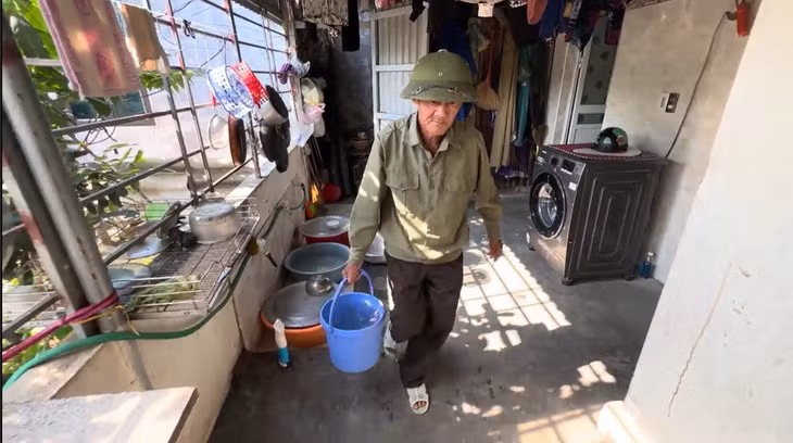 Chăm sóc gia đình, phụ giúp con cái mỗi ngày là niềm hạnh phúc lớn nhất của bác Đỗ