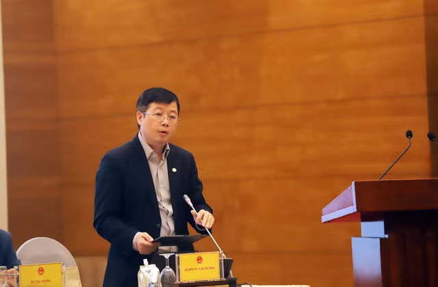 Thuê bao đăng ký bằng chứng minh thư cũ có bị khóa một chiều? - Ảnh 1.